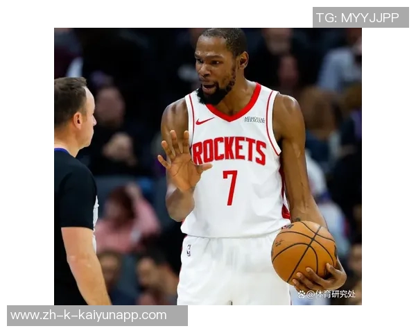 杜兰特谈末节未登场表示信任乌度卡的每个战术决定